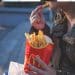 Cambiar plan de negocio de comida rápida en inflación y salir ganando: Mc Donald's