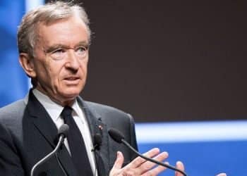 Imagen de Bernard Arnault, el director general y presidente de la compañía Moët Hennessy & Louis Vuitton (LVMH) y puesto número 1 entre las personas más ricas del mundo 2023