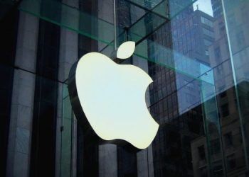 En la imagen se ve el logo de apple