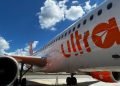 En la imagen se ve una fotografía de la aerolínea de bajo costo ultra air