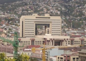 En la imagen se ve el congreso de Chile