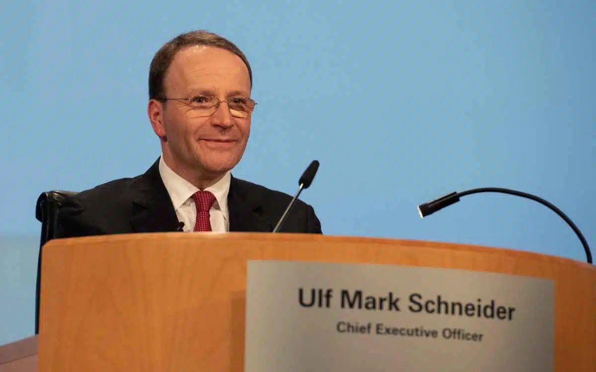 El CEO de Nestlé, Mark Schneider, lidera la junta directiva en el organigrama de Nestlé.