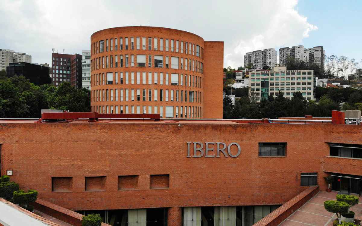 Imagen de la Universidad Iberoamericana, donde se puede estudiar administración de empresas.
