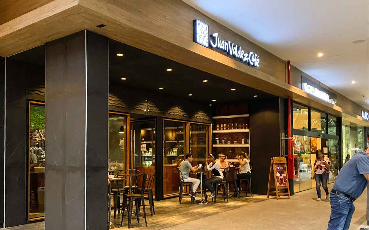 Vemos una imagen de la marca "Juan Valdez Café", una de las franquicias de café de México.