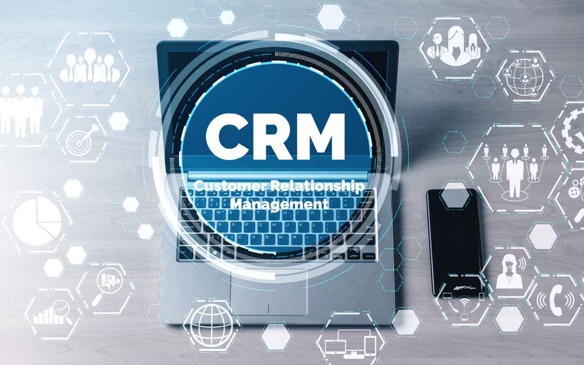 Imagen representativa de un programa CRM en una computadora.
